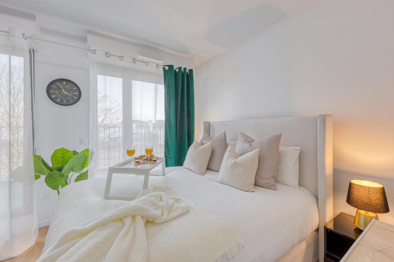 Cinema Moon Luxury - Gare 3Min - Proche Paris Apartamento Massy  Exterior foto