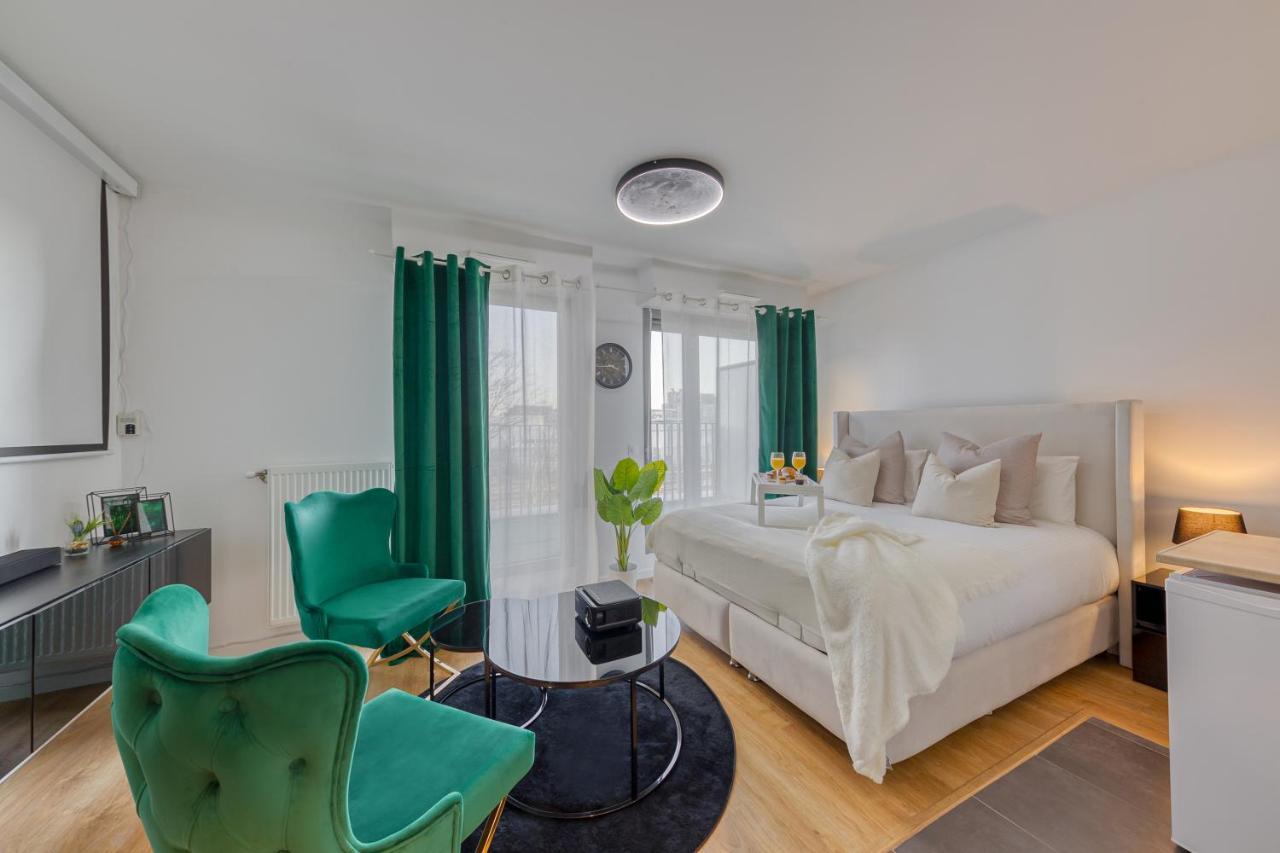 Cinema Moon Luxury - Gare 3Min - Proche Paris Apartamento Massy  Exterior foto