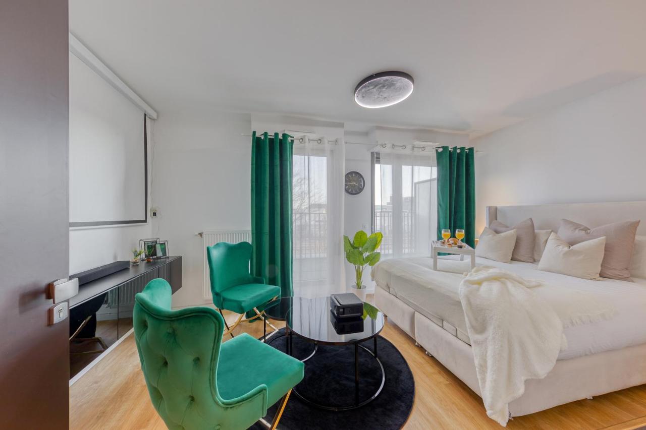 Cinema Moon Luxury - Gare 3Min - Proche Paris Apartamento Massy  Exterior foto